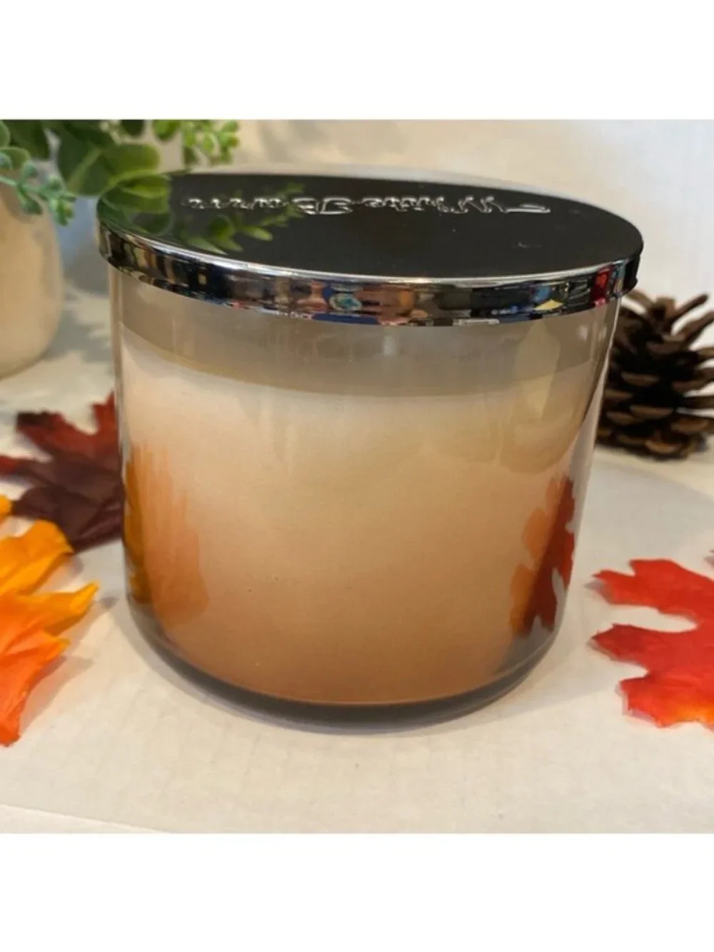 “Cinnamon Spiced Vanilla” Bath & Body Works White Barn NEW 3-Wick Candle